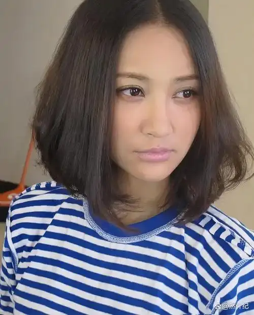 张歆艺,这个名字在娱乐圈中犹如一道亮丽的风景线.