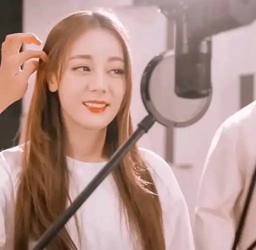 迪丽热巴闺蜜头像