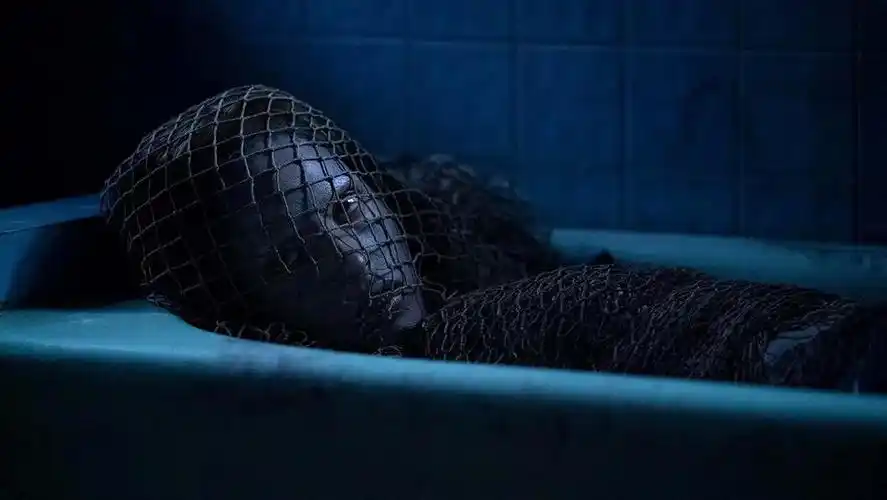 如何打造魔幻现实主义影像风格怪物乐园告诉你