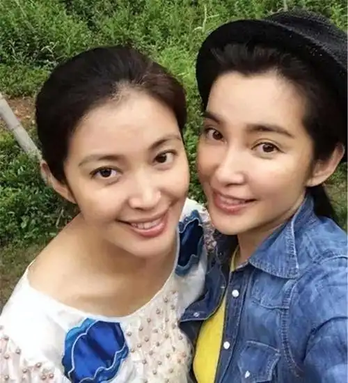 李冰冰重病曝光连正常生活都成奢侈年到50还不婚不育