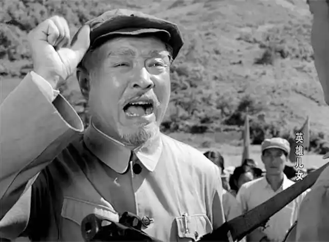 记得《英雄儿女》中王成父亲吗?角色戏份不多,但形象却生动感人