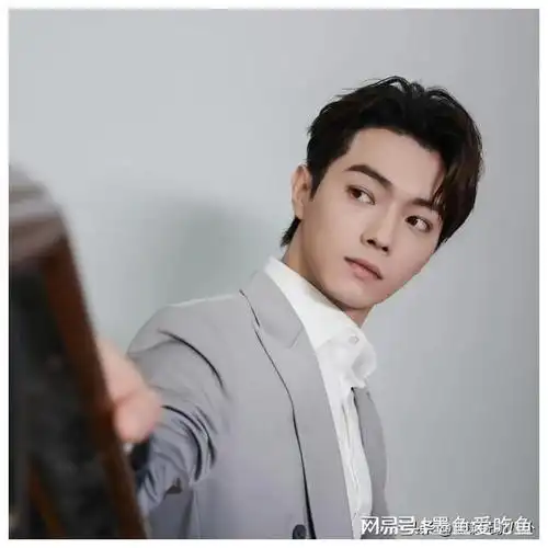 玄学博主的预判许凯要工作到70岁