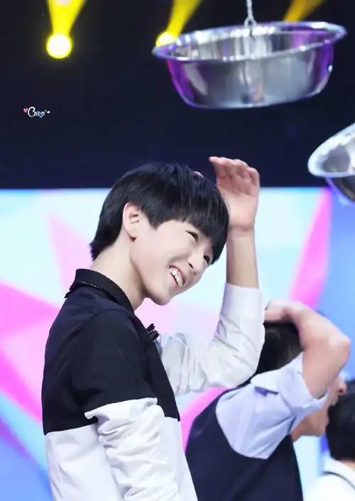 凯宝4p 摸摸头-凯源图片存档博