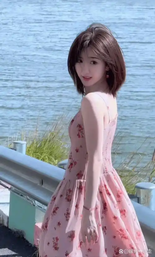 毛晓彤,不大! 1988年出生的她,也才36不到.