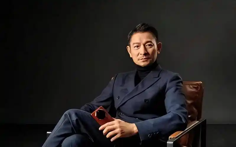 集体破防刘德华代言华为竟气疯媚外华人说华仔晚节难保