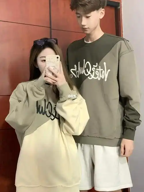 160和188丨情侣穿搭丨显白的拼接字母卫衣