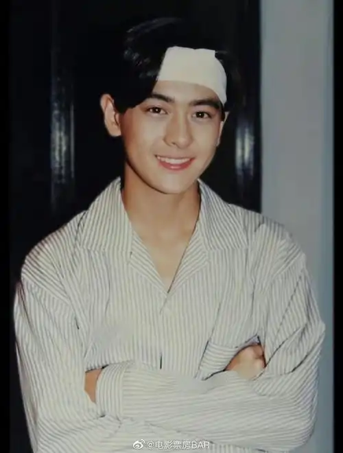 林志颖出道30年了当年一出道就红遍亚洲娱乐圈同岁的不老男神林志颖和