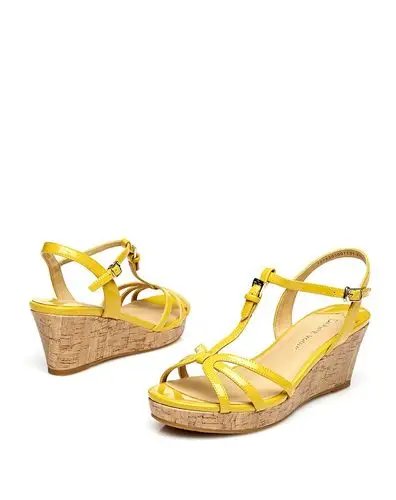 达芙妮时尚坡跟t型绑带露趾黄色女凉鞋