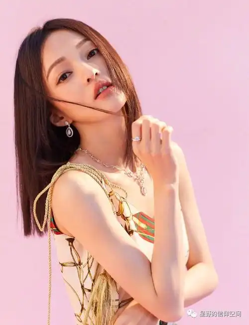 36岁的张韶涵依旧美到不可尤物 复出又重演当年事件