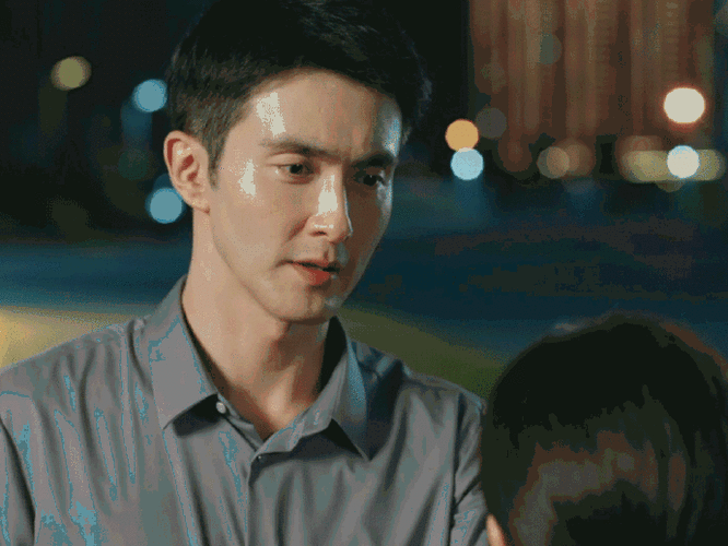 啊啊啊啊要被高伟光的采访笑鼠 有点可爱憨憨的09主持人采访高伟