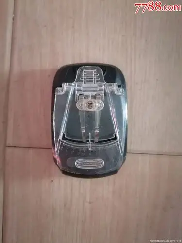 老式电池充电器-价格:8元-au24458146-其他生活用具 -加价-7788收藏__