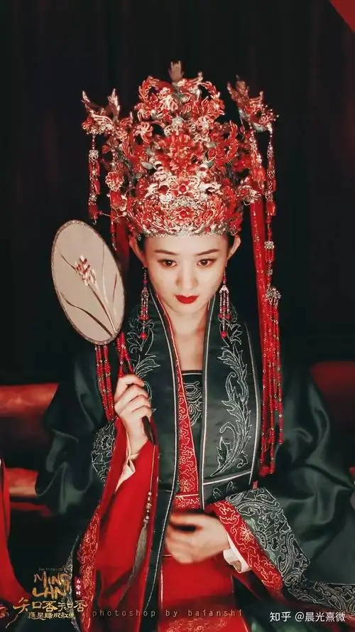 有没有哪个明星在古装剧中的凤冠霞帔让你印象深刻