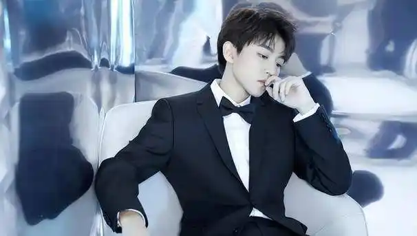 王俊凯代言潮牌,不被品牌网络店铺认领,客服称他不是我们代言人-第4张