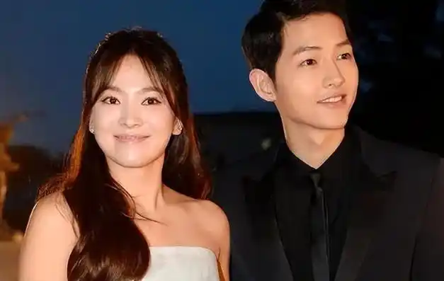 宋慧乔与李秉宪玄彬相恋离婚却被宋仲基摆一道42岁再次翻红