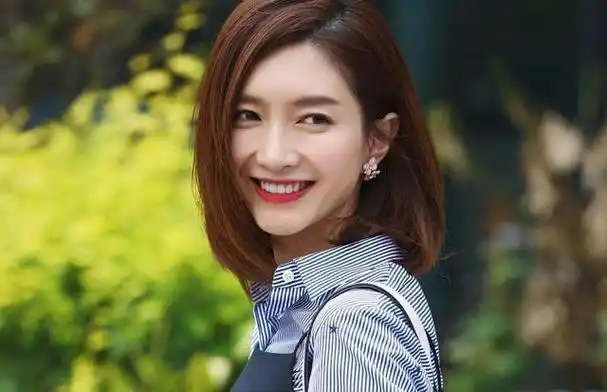 江疏影:迷倒5个男人后,又和富豪传绯闻,她的故事真不简单