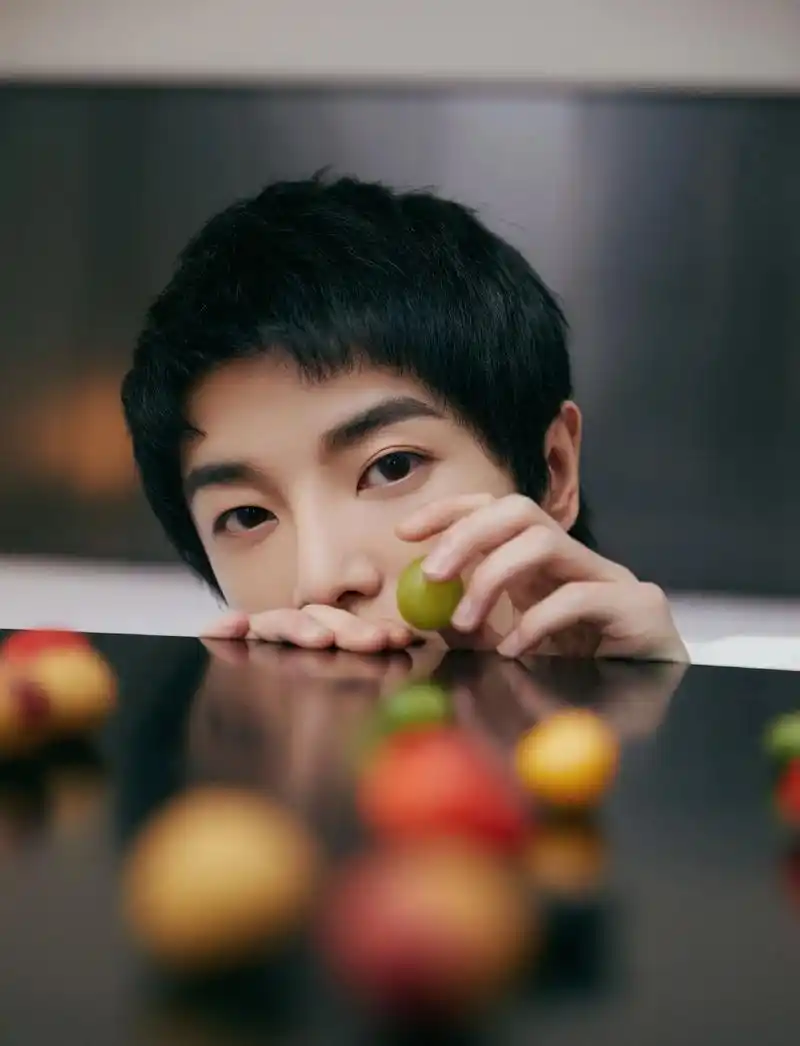 明明华晨宇这么认真,不喜欢这样子夸他可爱,帅,认真