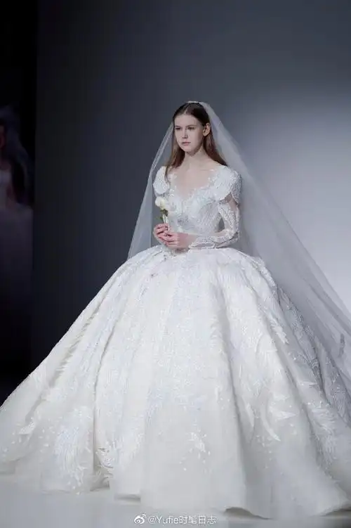 婚纱##上海时装周##wangfengcouture