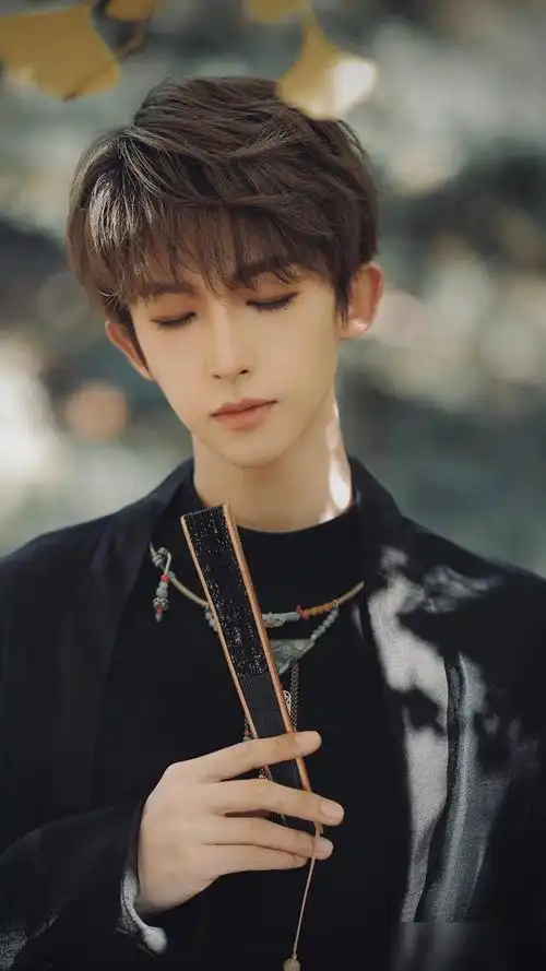 创造营选手刘宇,舞蹈优美,传扬中国传统文化,来看帅