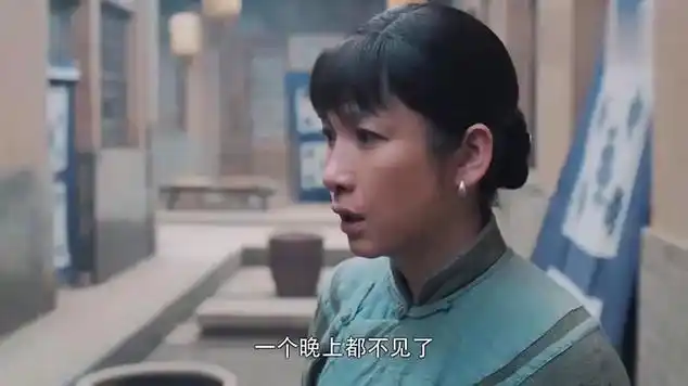 白鹿原:白灵被裹小脚,黑娃救下她,怎么问都不说藏哪!