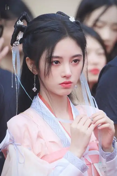 如意芳霏|鞠婧祎×傅容