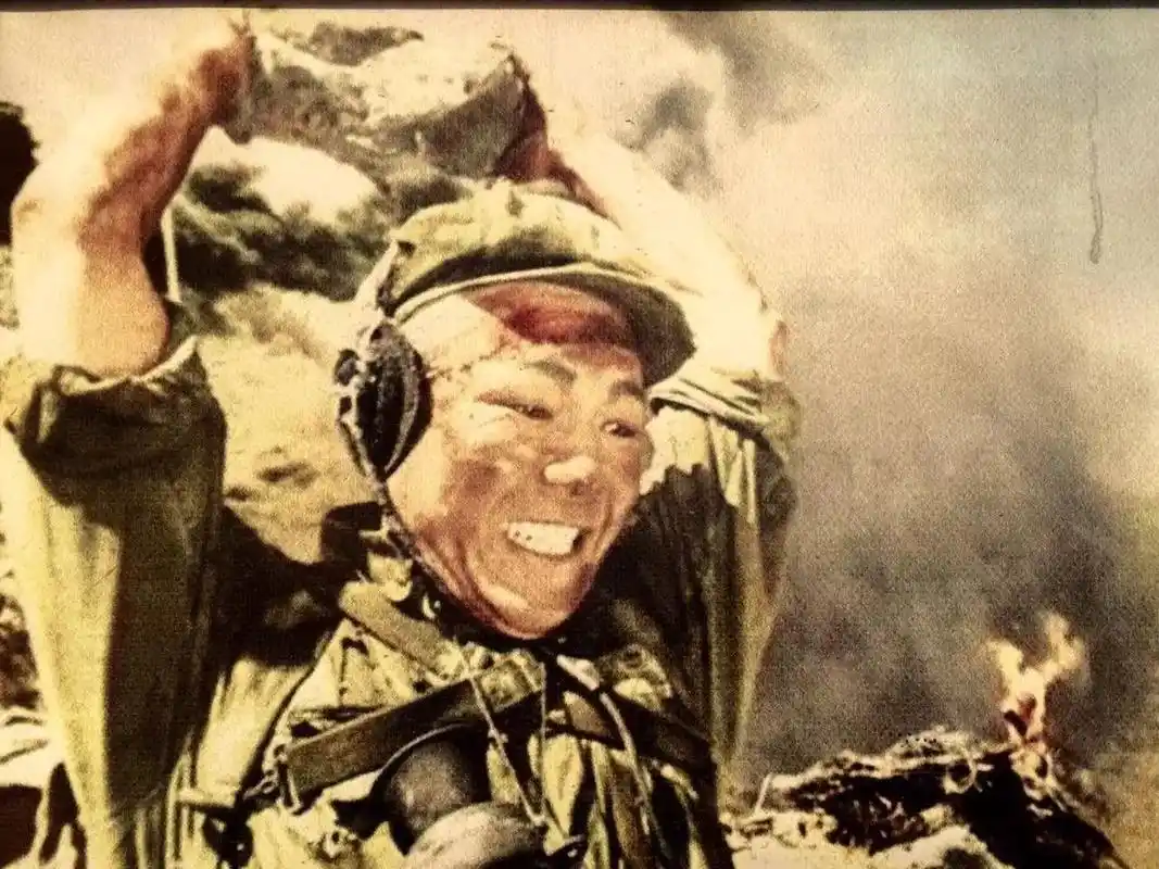 英雄儿女追访记9岁当兵33岁演王成87岁念英雄