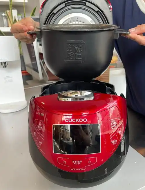福库电饭煲的外观与结构