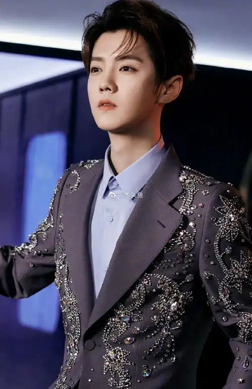 鹿晗最新采访视频##鹿晗状态