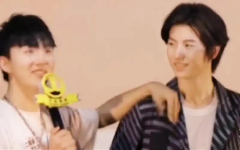 【黄誉博×郑伟】是谁只要听到他的声音就会忍不住嘴角上扬