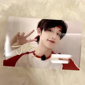 丁程鑫亲笔签名