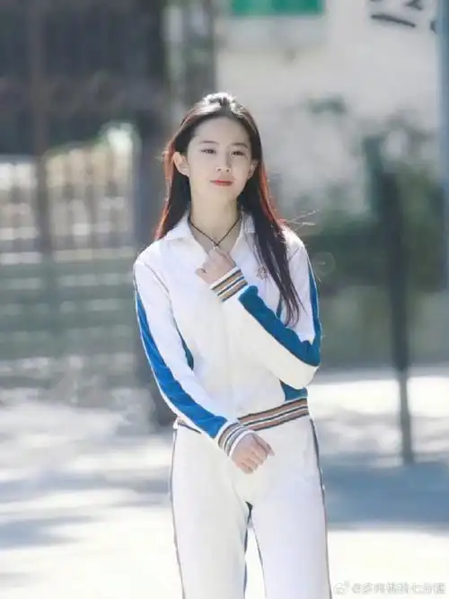 刘亦菲17岁跑步旧照