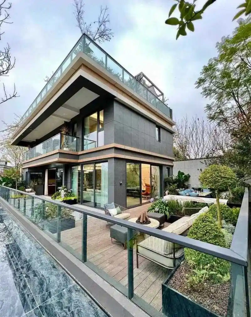 中式小院别墅住喜欢的很  [中国加油]