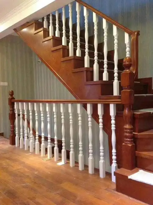 厂家直销订制纯实木楼梯别墅loft专享