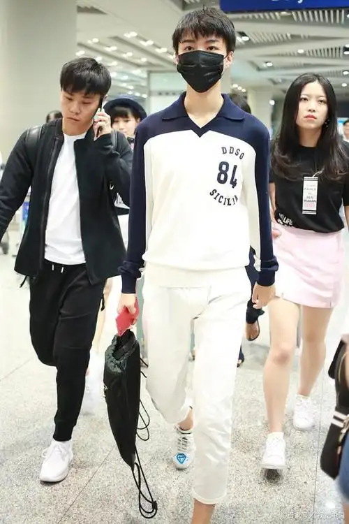 当王俊凯遇上天王周杰伦:这场顶流合作让粉丝狂热度破表!