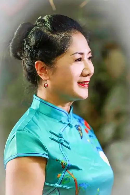 旗袍女人 - 美篇