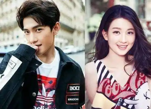 不知道杨洋和乔欣是什么时候开始的恋情,也不知道他们是不是真的恋爱.