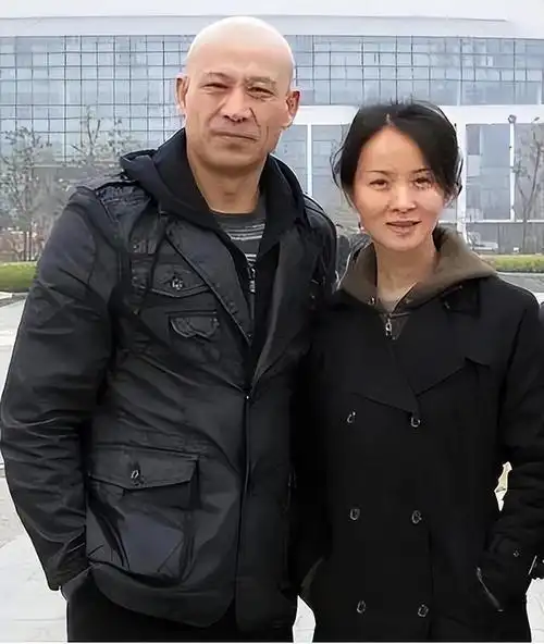 著名演员谢兰:嫁大11岁丈夫,41岁才当妈的谢兰,如今过的怎样?