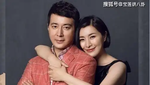 出道15年零绯闻,与老公因戏生情,今儿子曝光,遗传爸妈好基因!