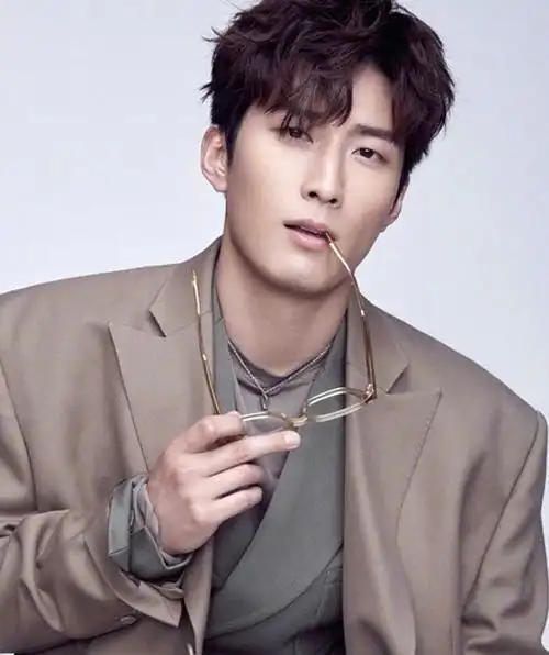 韩国男明星谁最帅,韩国颜值巅峰的男星,本文共(835字)