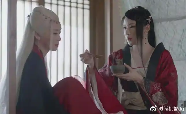 山河令番外柳千巧跟罗浮梦开店生意火爆却迎来了两个特殊客人