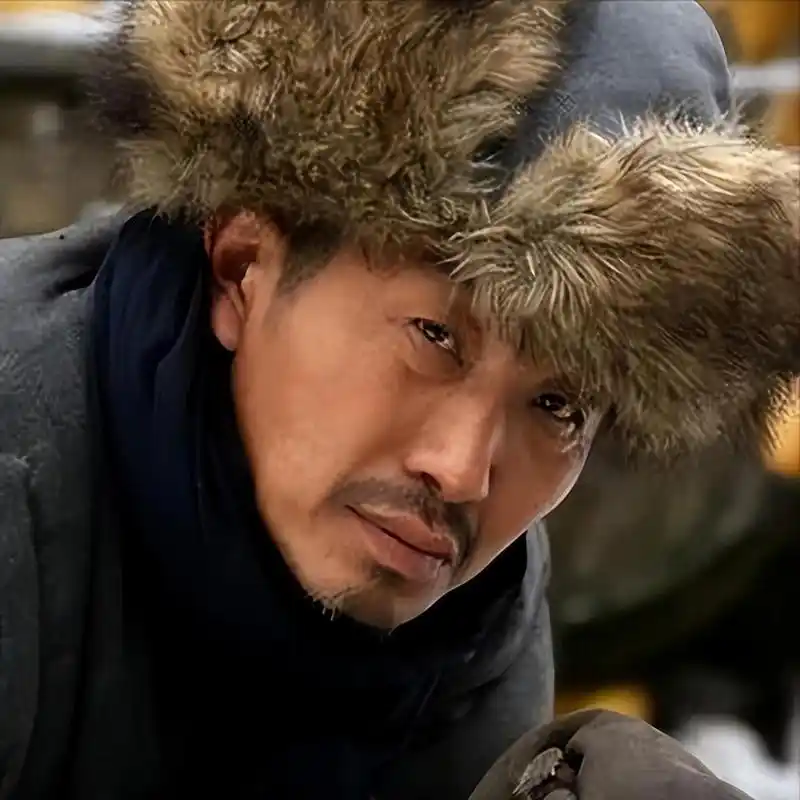 杜源:实力派演员与忠贞爱情的坚守者 在娱乐圈这个充满诱惑和变数的