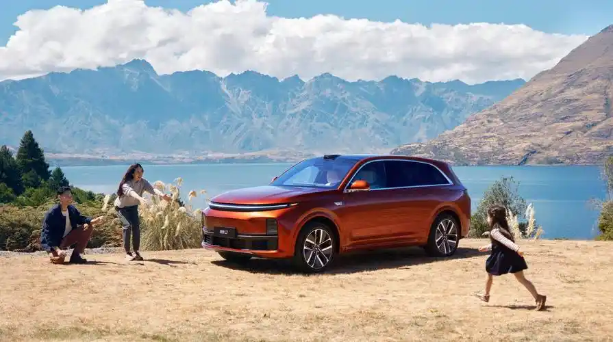 理想l7入局五座suv市场,将与l8"左右互搏"?_搜狐汽车_搜狐网