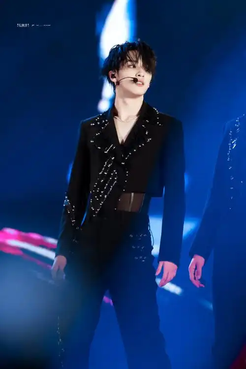 严浩翔用rap串联自己所有的歌##今日星拍放送