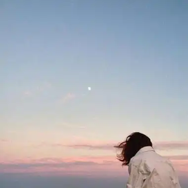 唯美头像女有气质海边意境女生图片全集