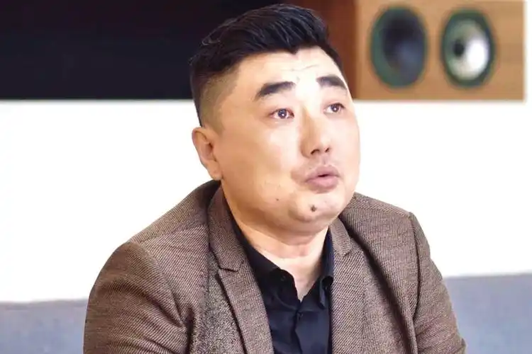 佟大为扮演夏君山,蒋欣扮演田雨岚,李佳航扮演颜鹏,周德华扮演方远洋