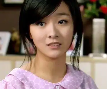 原创爱情公寓:还记得心凌这个女孩吗?