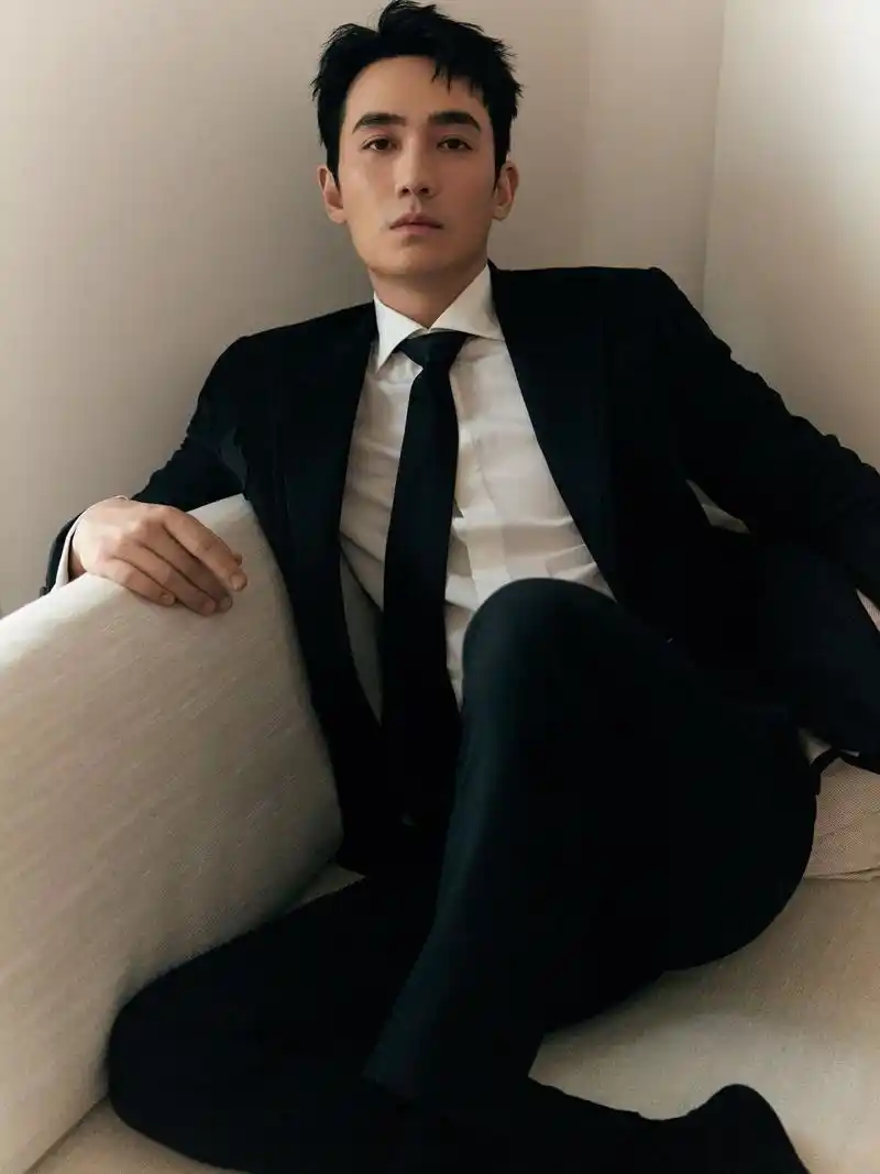 朱一龙的一些西装神图