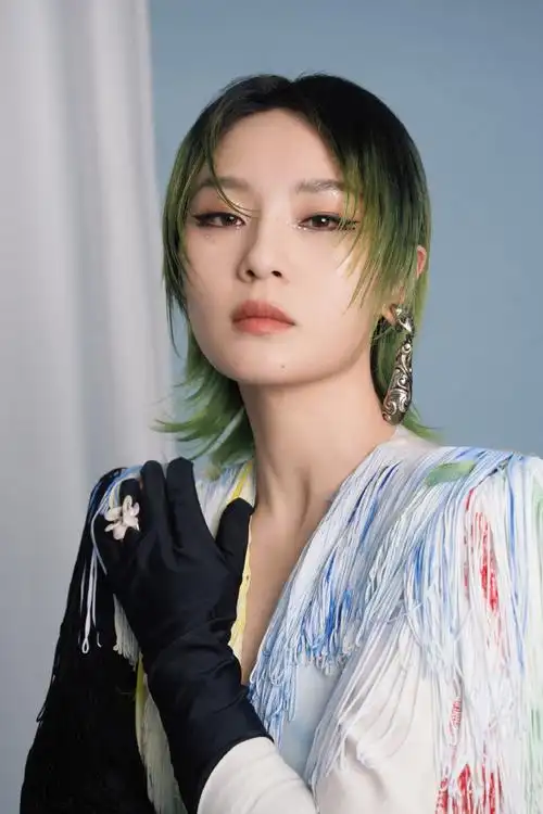 周笔畅女大十八变成都特别场