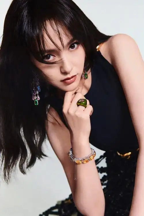 唐嫣写真大全图片欣赏(辣妈唐嫣晒性感写真大片) - 赤虎壹号