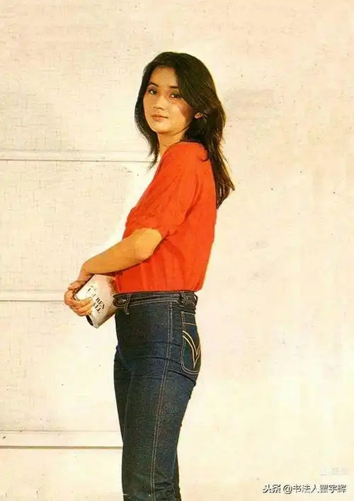 霸王花,千面女郎,一代影星胡慧中12张青春美照欣赏