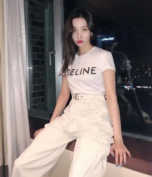 宣美终于不秀腿了当她穿上110cm蛋白质裤美回18岁